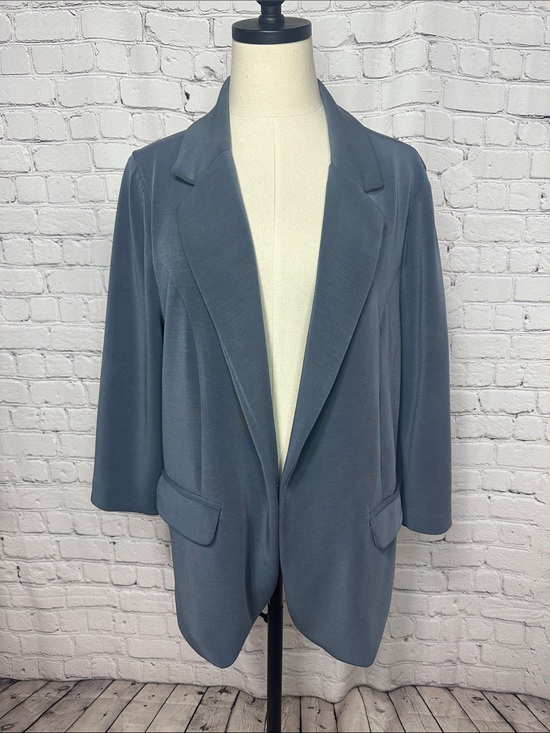 Skies Are Blue Jackets & Blazers - Skies Are Blue Notch Lapel 3/4 Sleeve Open Front Statement Blazer XL - 1X Modal